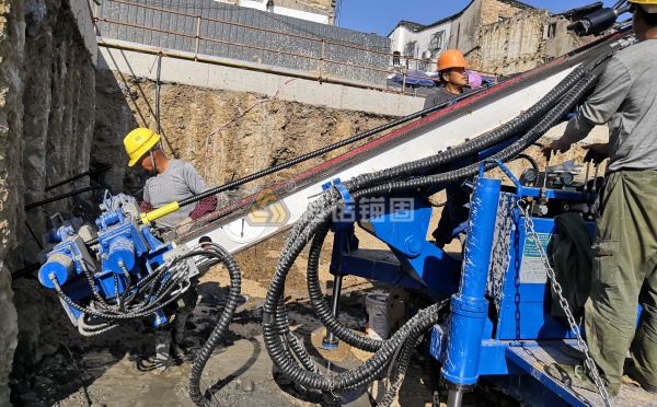 錨桿鉆孔深度和錨桿長度的關系