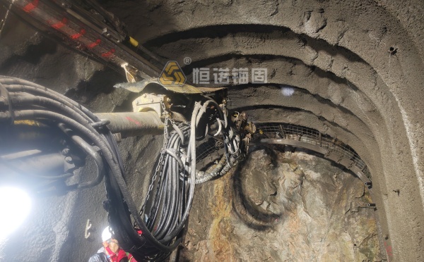 礦山高應力巖層支護新選擇：自鉆式中空錨桿技術優勢與應用