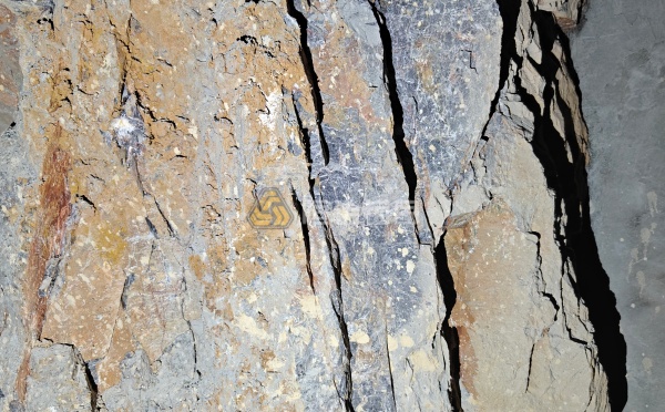 礦山支護降本增效之路:自鉆式錨桿技術與應用