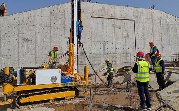 1646817180991924.jpg 自鉆式錨桿專用鉆機.jpg