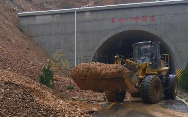 隧道洞口水毀 隧道洞口水毀